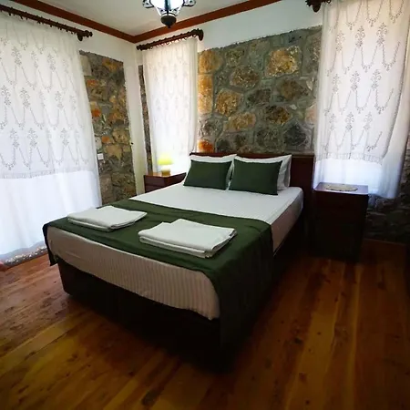 Villa Yaba 3